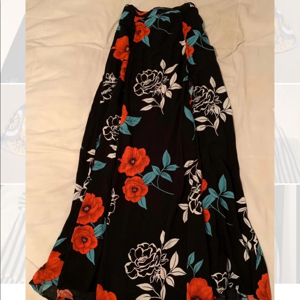 Floral maxi skirt